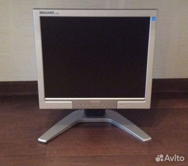 ЖК монитор Philips 170P7E