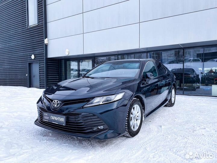 Аренда авто с выкупом Toyota Camry 2.5 AT, 2020