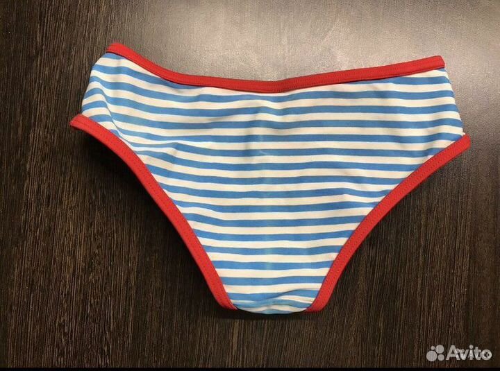 Купальники детские новые на 3-5 лет