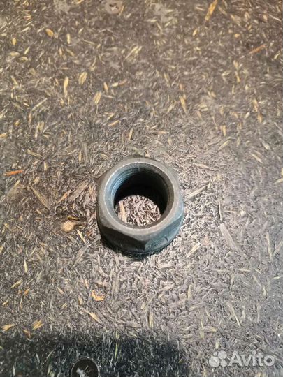 Гайка колёсная