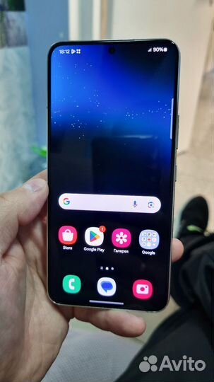 Samsung Galaxy S22, 8/128 ГБ