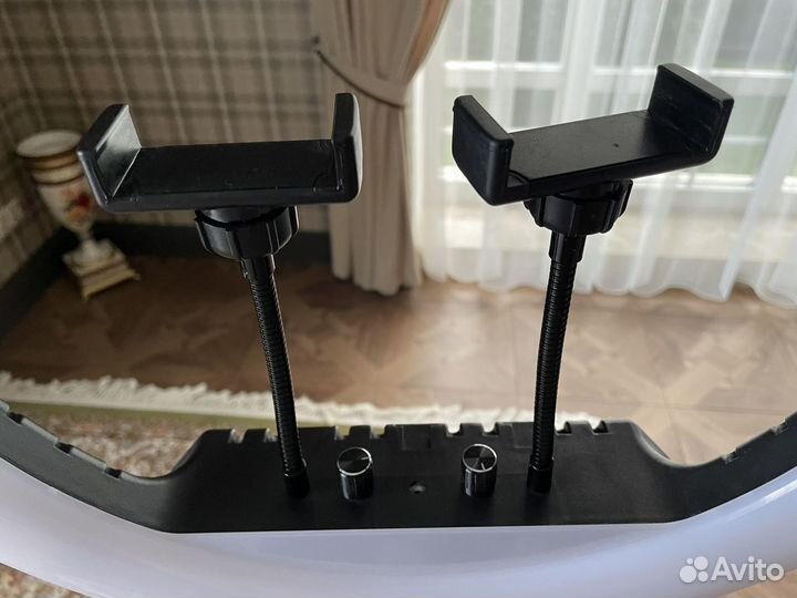 Кольцевая селфи-лампа