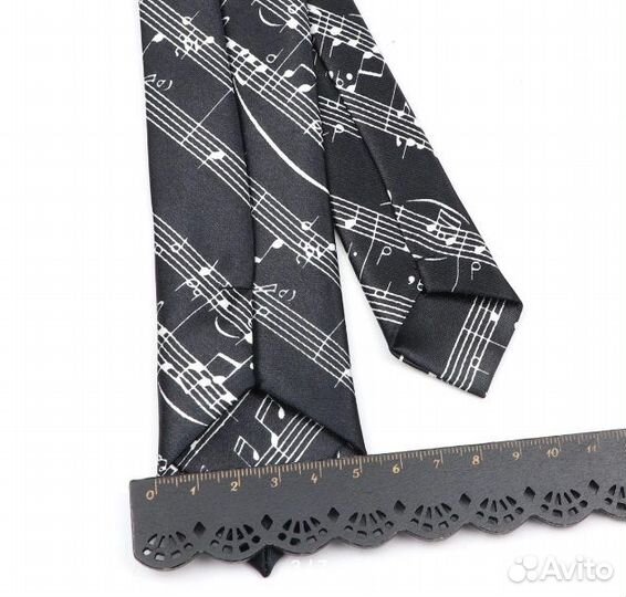 Галстук с нотами