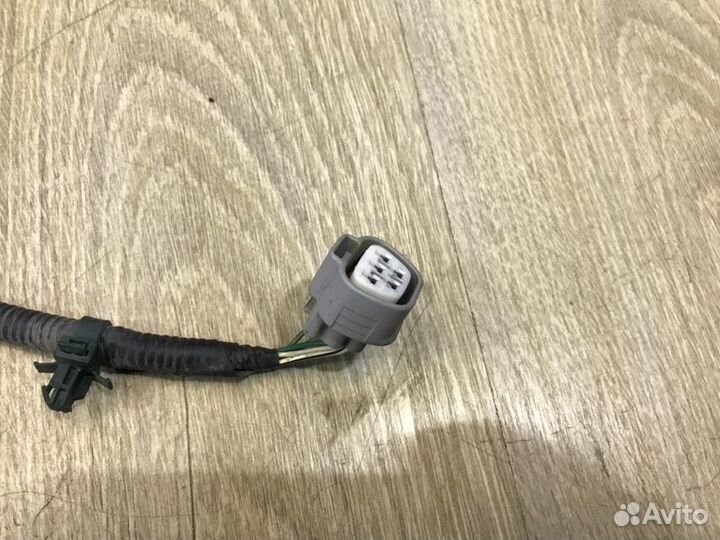 Коса моторная Honda Civic 5D 8 1.8 R18A2 2007