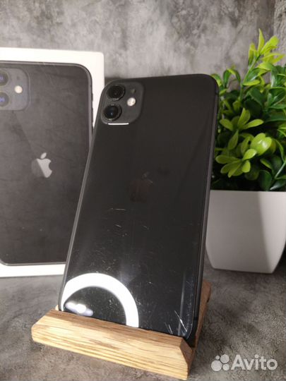 iPhone 11, 64 ГБ