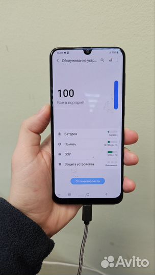 Samsung Galaxy A50, 4/64 ГБ