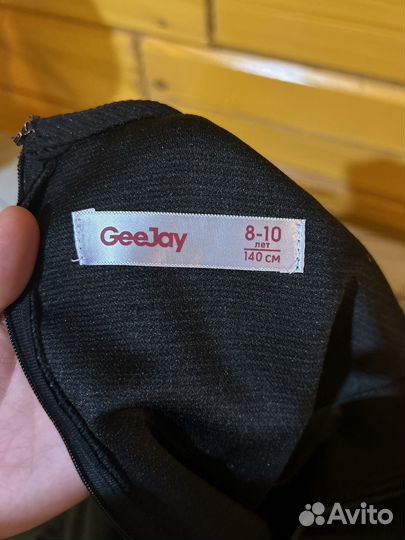 Платье для девочик 140 размер