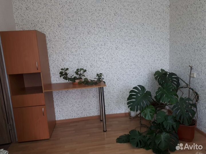 Шкаф со столом. Уголок школьника