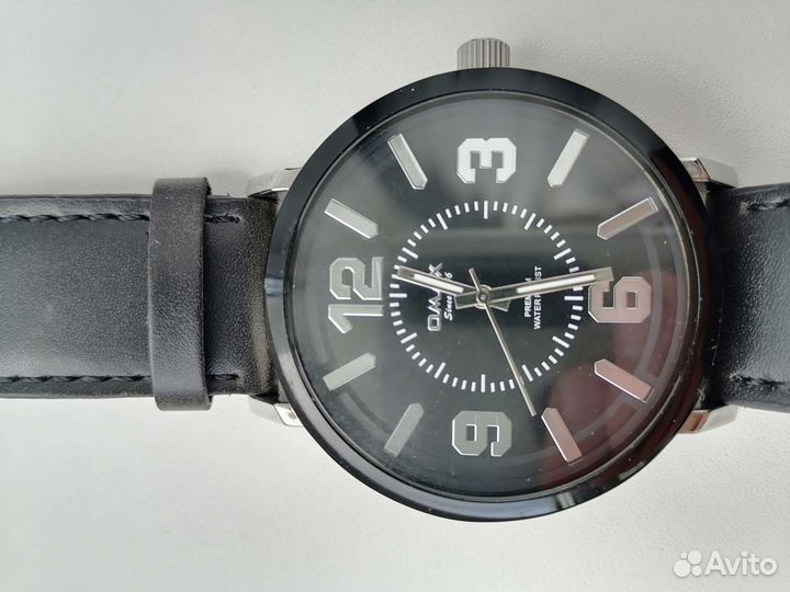 Часы наручные,водонепроницаемые