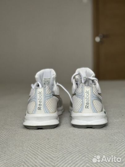 Reebok Runtone кроссовки, белые, размер 39