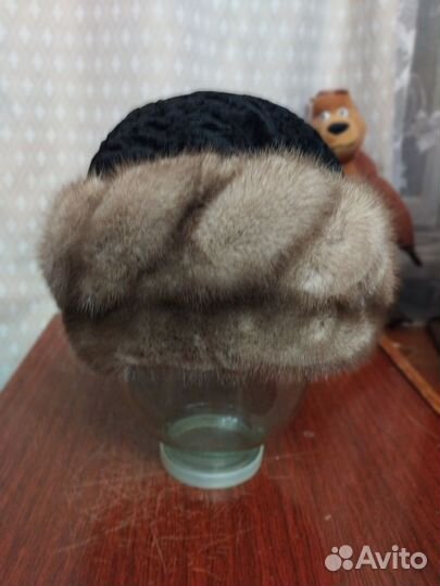 Шапка женская из норки и каракуля
