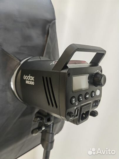 Свет для съемки импульсный комплект Godox