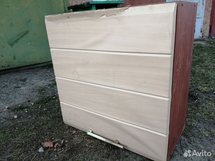 Кухонный шкаф