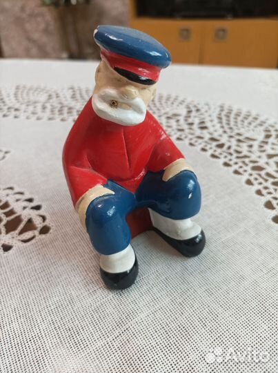 Фарфоровые статуэтки