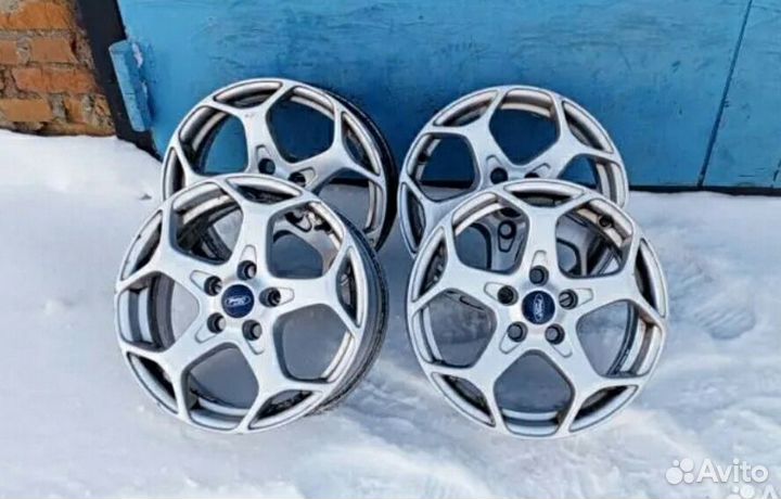 Литые диски Ford R16 5x108 borbet S
