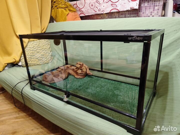 Террариум 90*45*45 см для рептилий