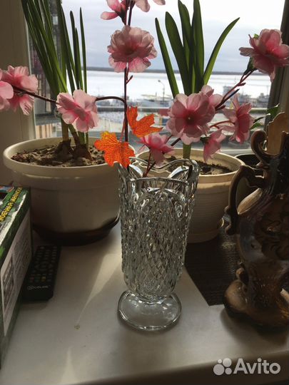 Ваза хрустальная