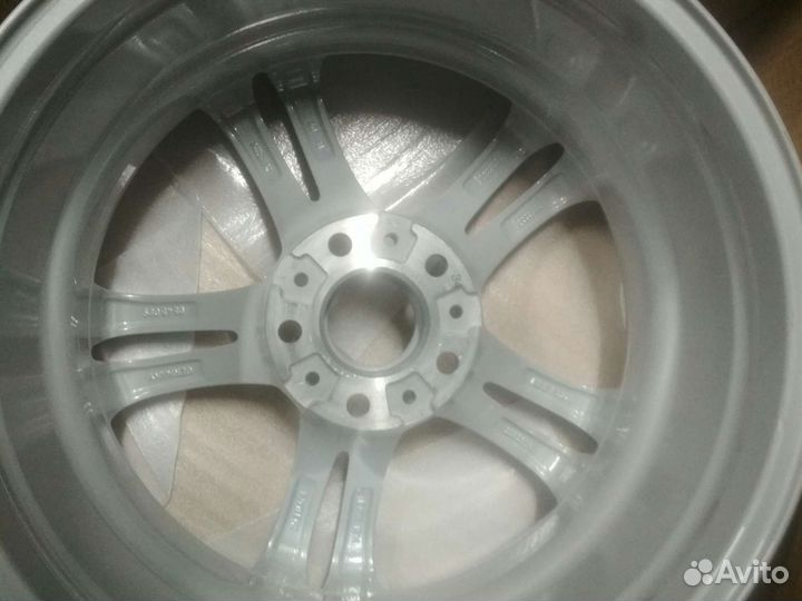 Диски 184 стиль BMW M5 E60