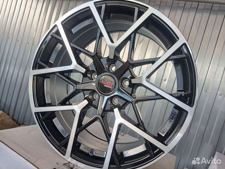 Legeartis (Thailand) r-18 (5x112) 4 шт. новые