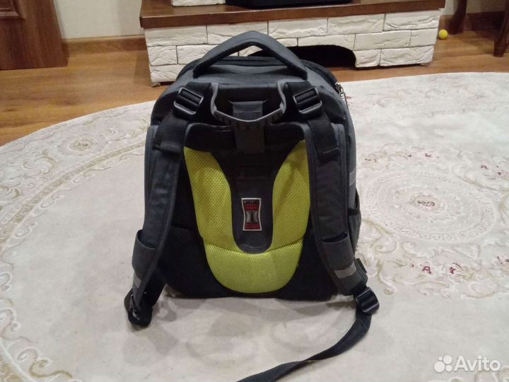 Школьный рюкзак