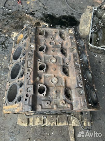 Блок цилиндров Mercedes OM 502 LA