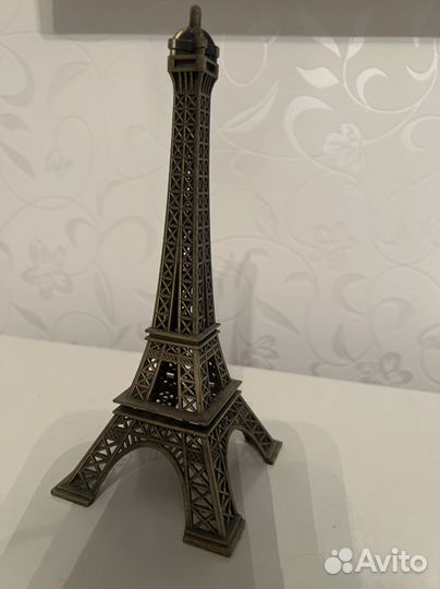 Статуэтка эйфелева башня