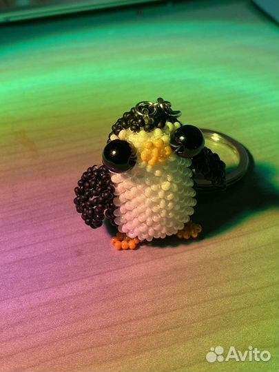 Фигурка Амигуруми из бисера (Пингвин-брелок)