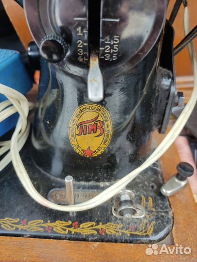 Швейная машина Подольск с электроприводом