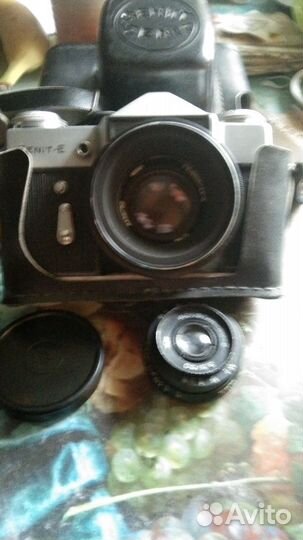 Плёночный фотоаппарат Зенит Е