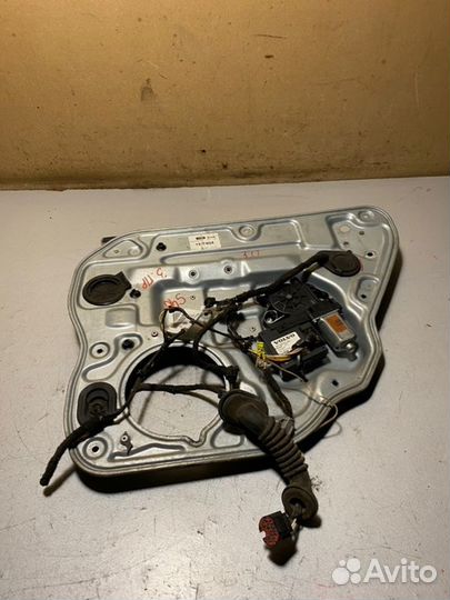 Стеклоподъемник задний правый Volvo S40 B4164S3