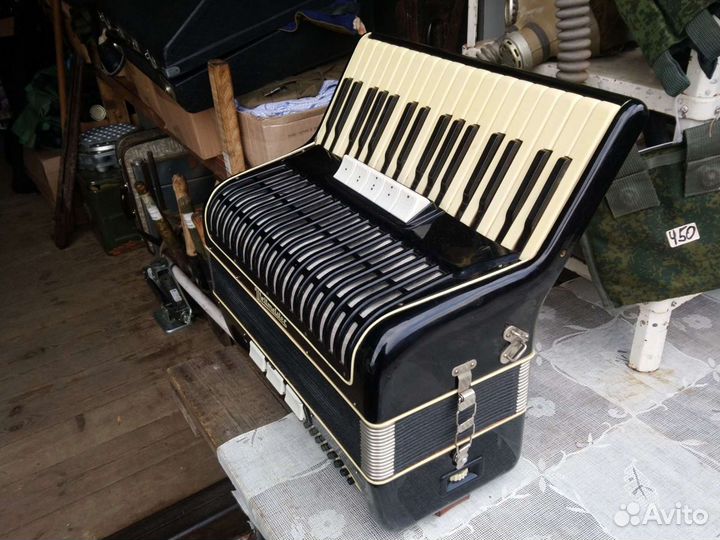 Аккордеон weltmeister 1966год