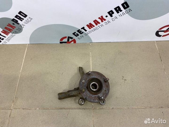 Кулак поворотный передний левый Nissan Almera N16