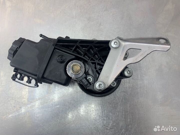 Насос гидроусилителя руля Mercedes C-Class W204