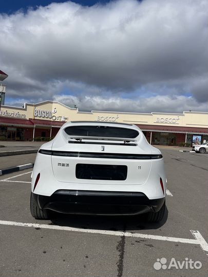 Avatr 11 580 л.с. AT, 2023, 3 500 км