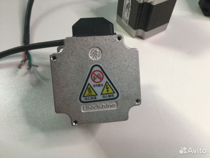 Двигатели Leadshine 57см13 + Драйвер M542C