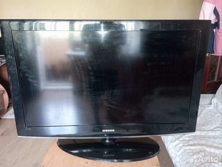 40* Телевизор samsung LE40A451C1XRU