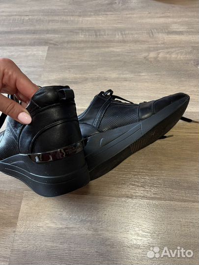 Ботинки женские 38 размера в отличном состоянии