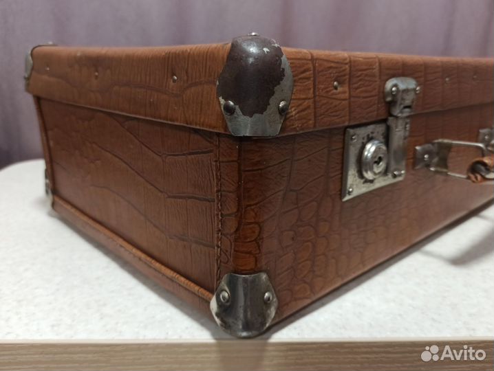 Чемодан фибровый, производство СССР