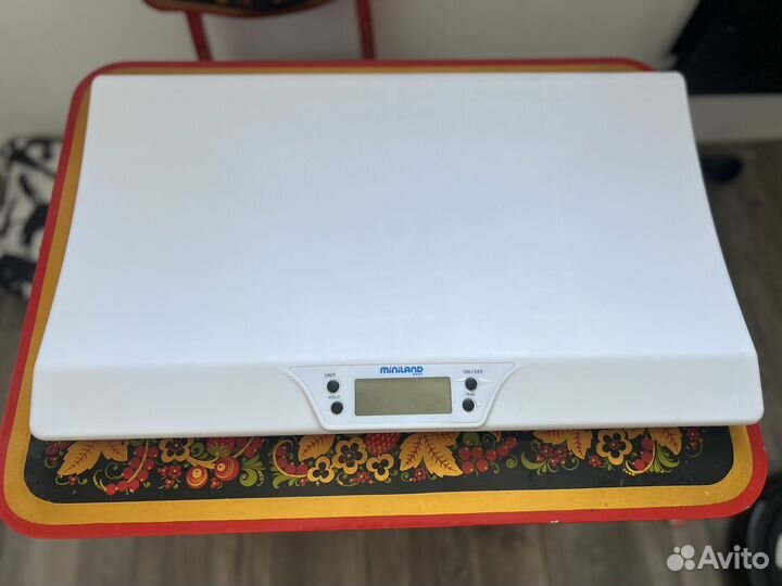 Детские электронные весы miniland