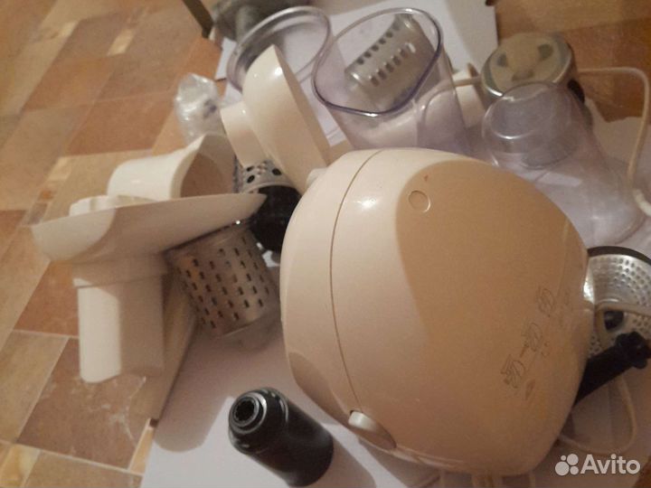 Кухонный комбайн zelmer Typ 886.84