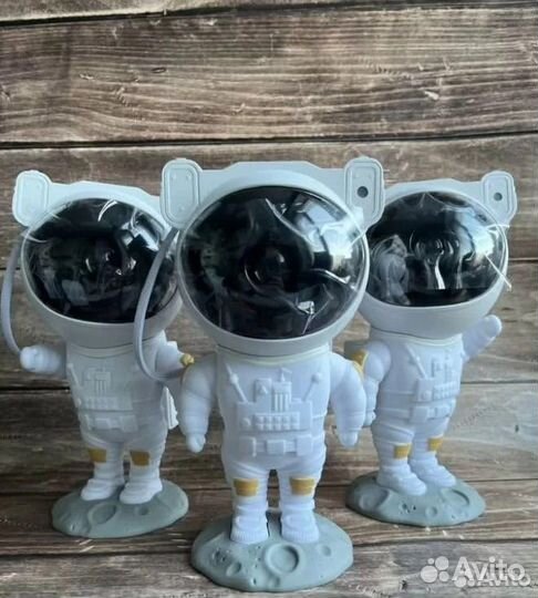 Проектор ночник звездное небо астронавт