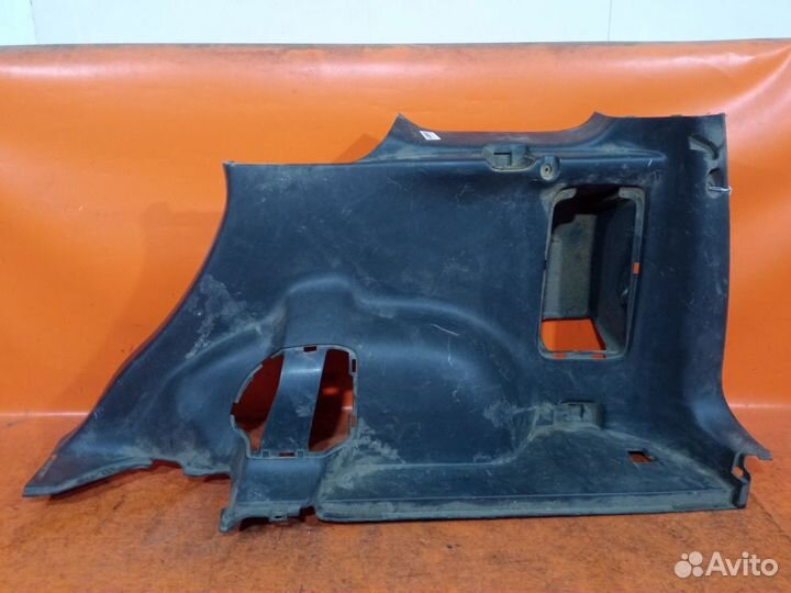 Обшивка багажника задняя правая Honda Cr-v RD5
