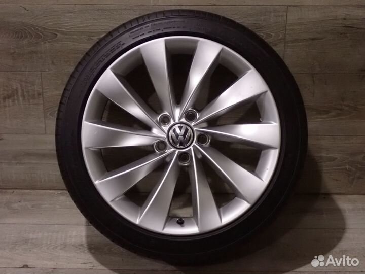 Комплект оригинальных колес R18 VW Passat