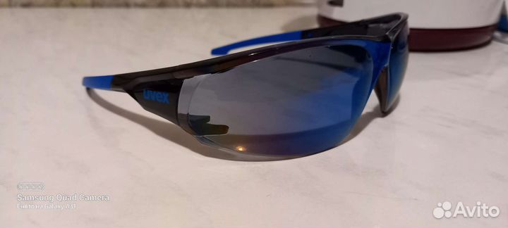 Солнцезащитные очки