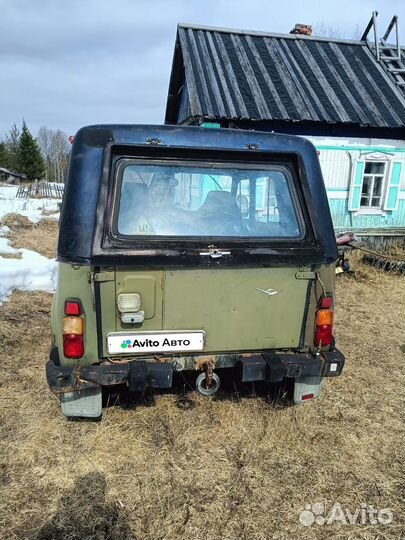 УАЗ 31512 2.4 МТ, 1989, битый, 20 000 км
