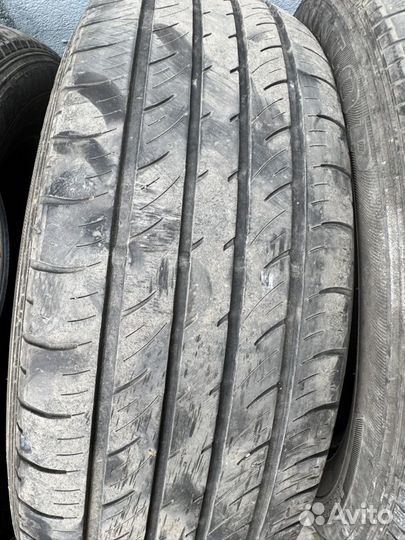 Dunlop SP Touring T1 205/60 R16