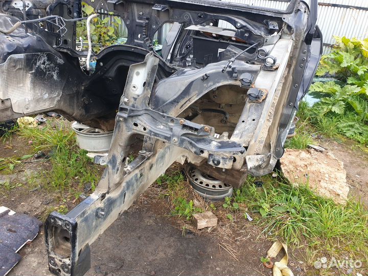 Лонжерон передний левый четверть vw touareg 1 7l