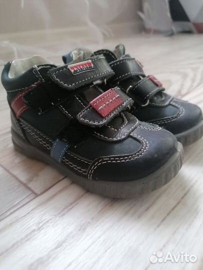 Детская обувь