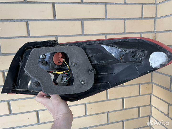 Задний левый фонарь kia cerato