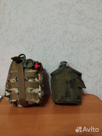Фляжка армейская и аптечка